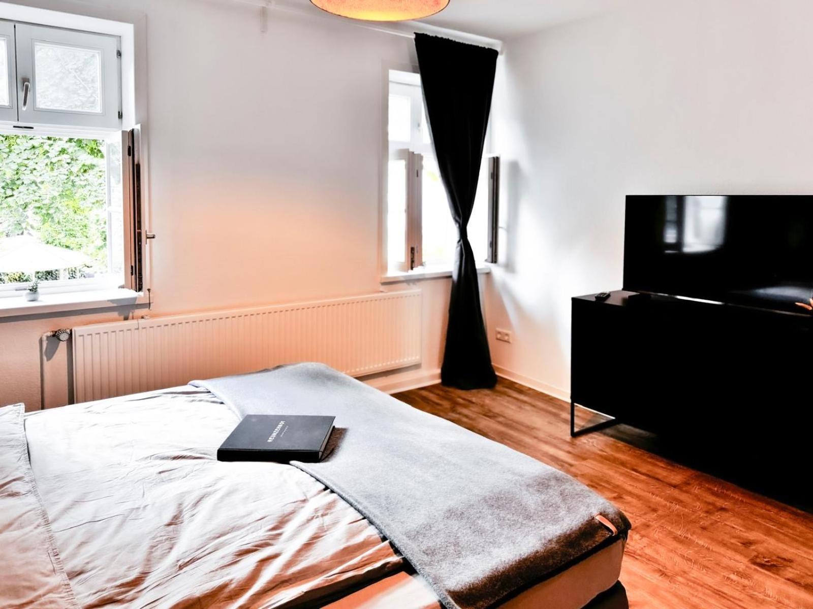 Apartment Neunzehn 01 *